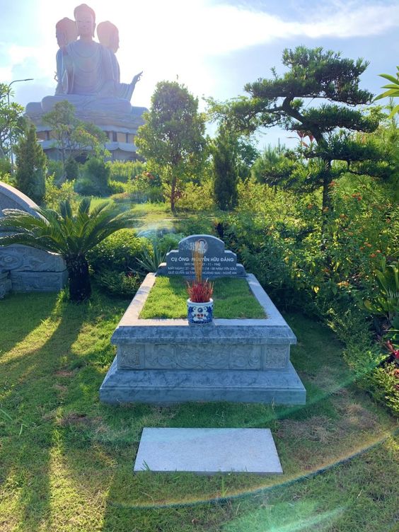 Thắp hương cho người mất